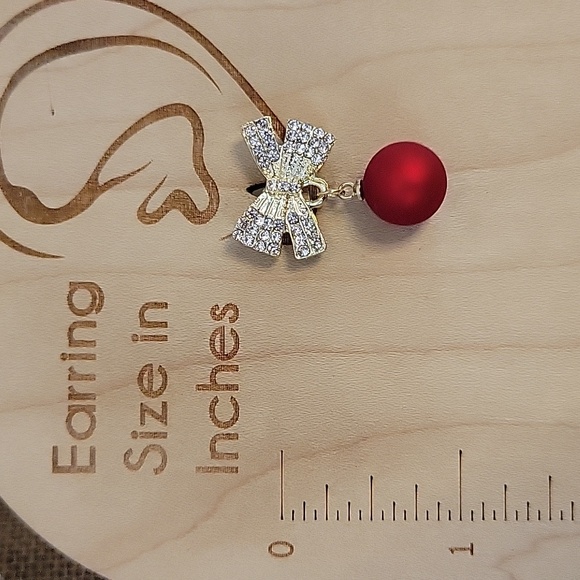 CHRISTMAS BOW BALL DROP EARRINGS - Picture 6 of 7